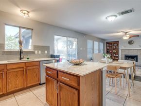 1303  Red Deer Way , Arlington Texas 76002