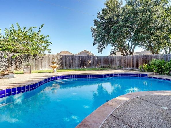 1303  Red Deer Way , Arlington Texas 76002