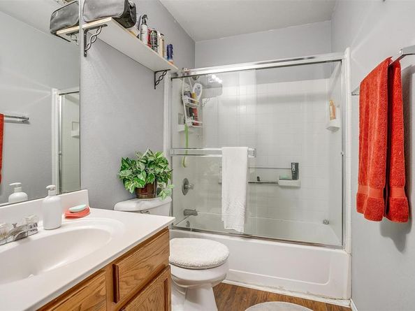 1303  Red Deer Way , Arlington Texas 76002