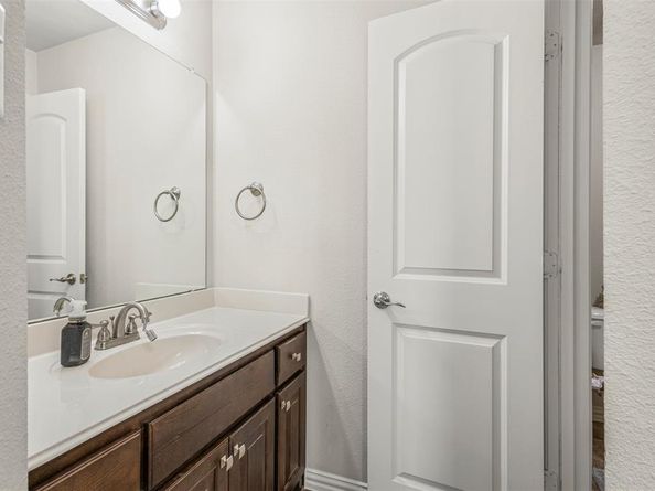 1725  Sagewood Drive , DeSoto Texas 75115