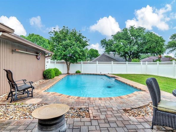 1209  Serenade Lane , Richardson Texas 75081