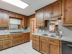 4314  Western Street , Dallas Texas 75211