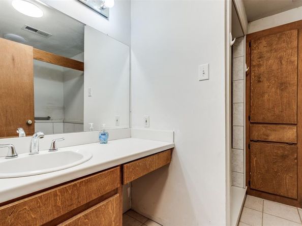 4314  Western Street , Dallas Texas 75211