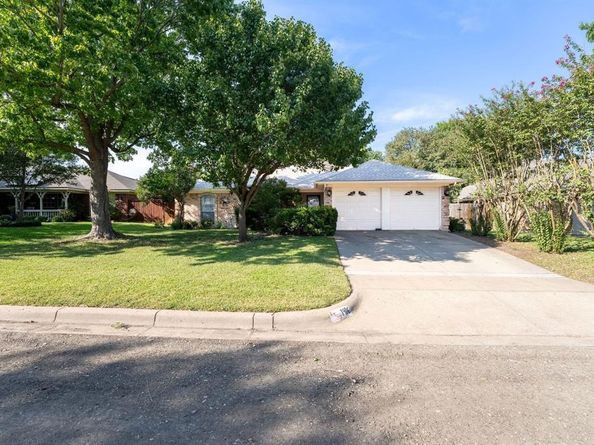 1416  Sunny Glen Street , Fort Worth Texas 76134