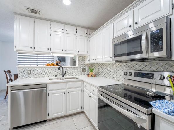 1416  Sunny Glen Street , Fort Worth Texas 76134