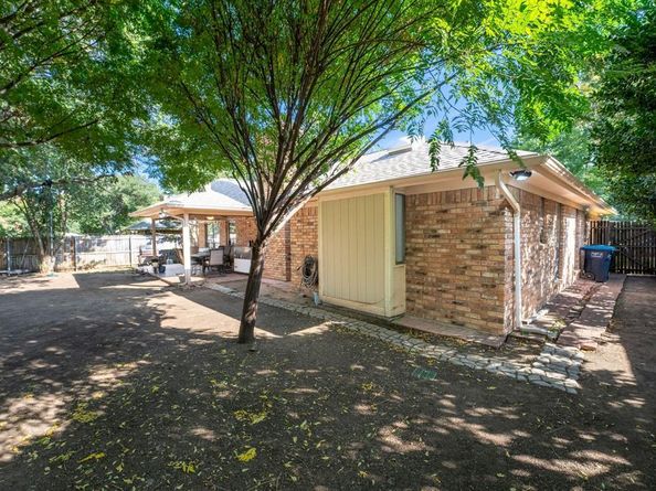 1416  Sunny Glen Street , Fort Worth Texas 76134