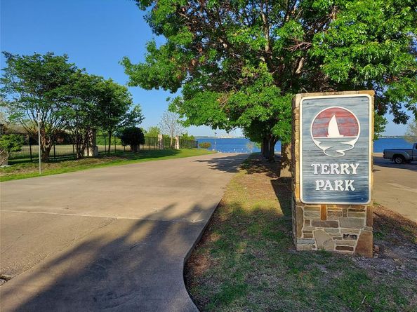 111  Gregory Drive , Heath Texas 75032