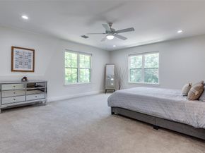 1000  Cameron Avenue , Dallas Texas 75223