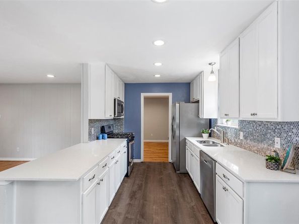 8405  Bocowood Drive , Dallas Texas 75228