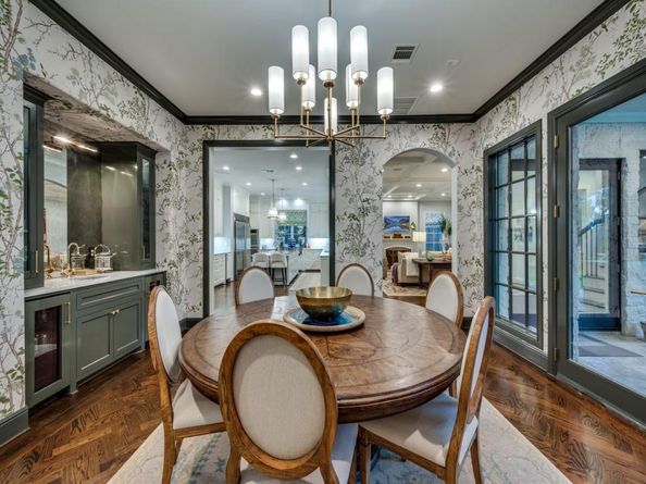6510  Northwood Road , Dallas Texas 75225