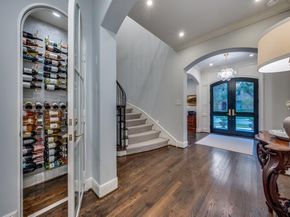 6510  Northwood Road , Dallas Texas 75225