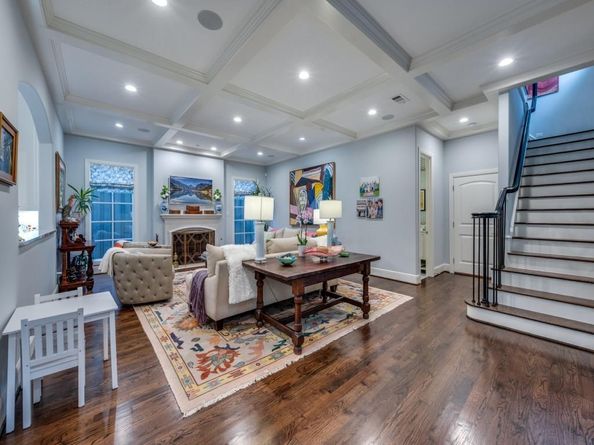 6510  Northwood Road , Dallas Texas 75225