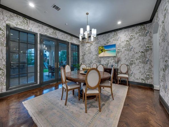 6510  Northwood Road , Dallas Texas 75225