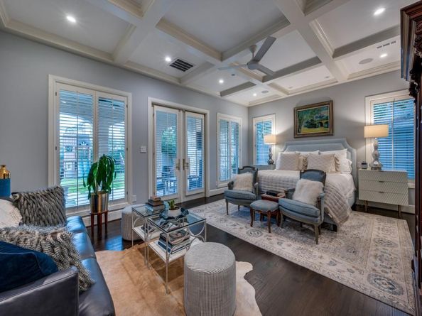 6510  Northwood Road , Dallas Texas 75225