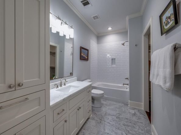 6510  Northwood Road , Dallas Texas 75225