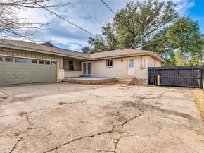 1287  Whispering Trail , Dallas Texas 75241