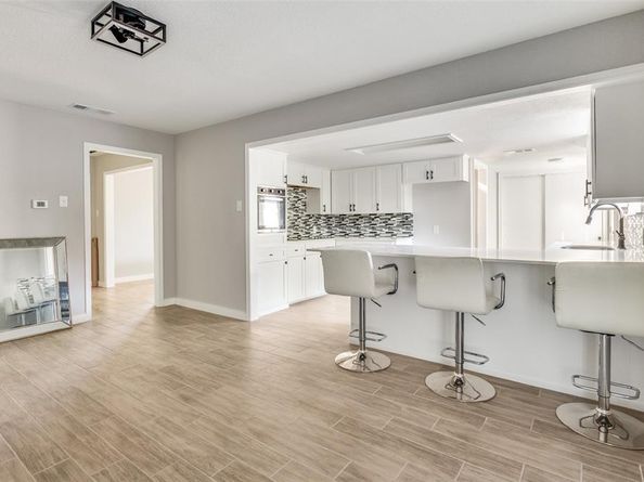 1287  Whispering Trail , Dallas Texas 75241