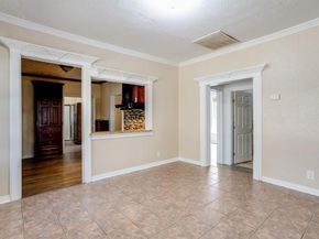 644 N Tyler Street , Dallas Texas 75208