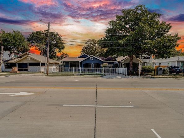 644 N Tyler Street , Dallas Texas 75208