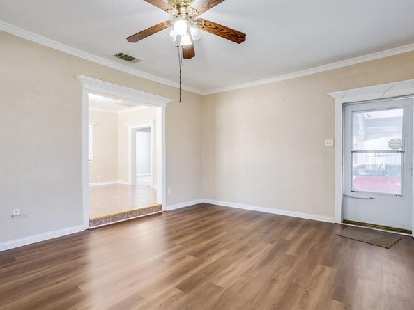 644 N Tyler Street , Dallas Texas 75208