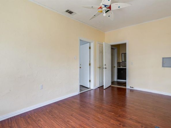 644 N Tyler Street , Dallas Texas 75208