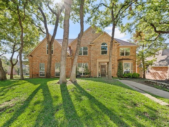 2708  Chesapeake Court , Grapevine Texas 76051