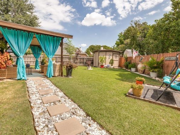 632  Crestview Court , Saginaw Texas 76179