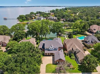 328  Leeward Circle 