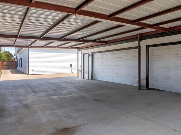 605  Archer Avenue , Cockrell Hill Texas 75211