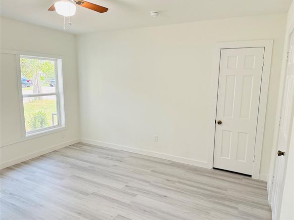 1264  Cedar Haven Avenue , Dallas Texas 75216