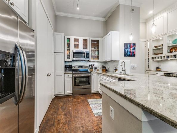 2950  Mckinney Avenue  106, Dallas Texas 75204