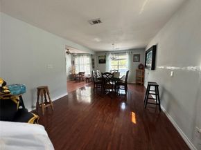 2707  Jim Street , Dallas Texas 75212