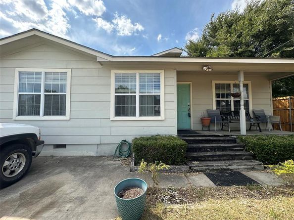 2707  Jim Street , Dallas Texas 75212