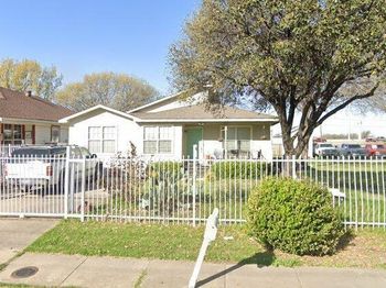 2707  Jim Street 