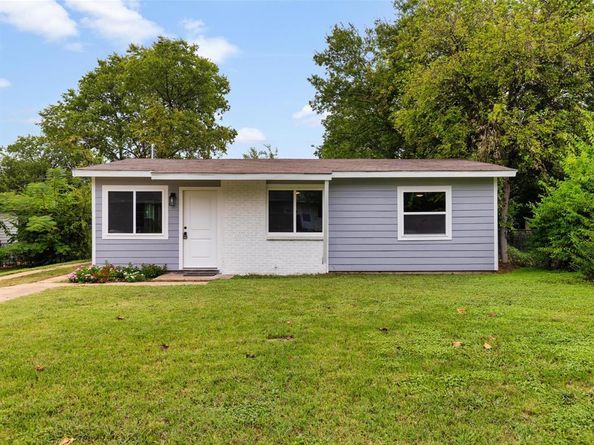 6271  Ava Court Drive , Fort Worth Texas 76112