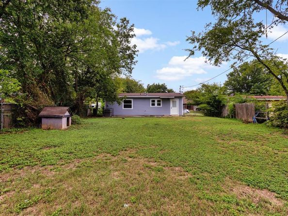 6271  Ava Court Drive , Fort Worth Texas 76112