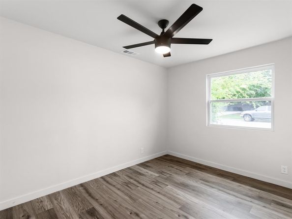 6271  Ava Court Drive , Fort Worth Texas 76112