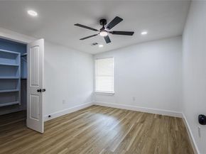 3482  Hidalgo Drive , Dallas Texas 75220