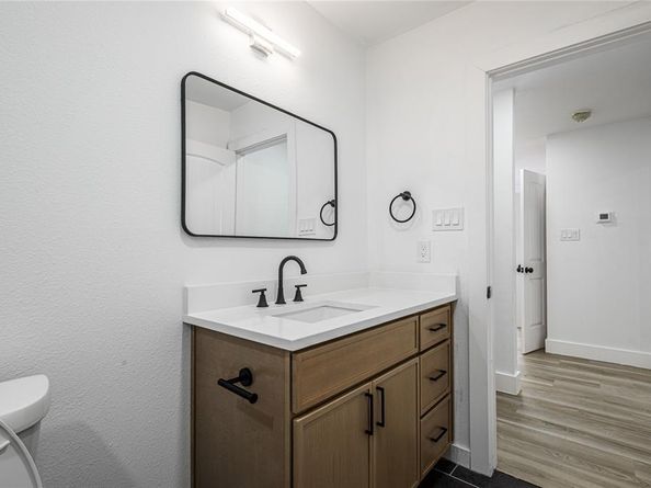 3482  Hidalgo Drive , Dallas Texas 75220