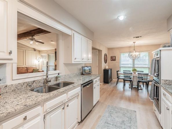 3416  Ainsworth Court , Arlington Texas 76016