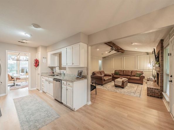 3416  Ainsworth Court , Arlington Texas 76016