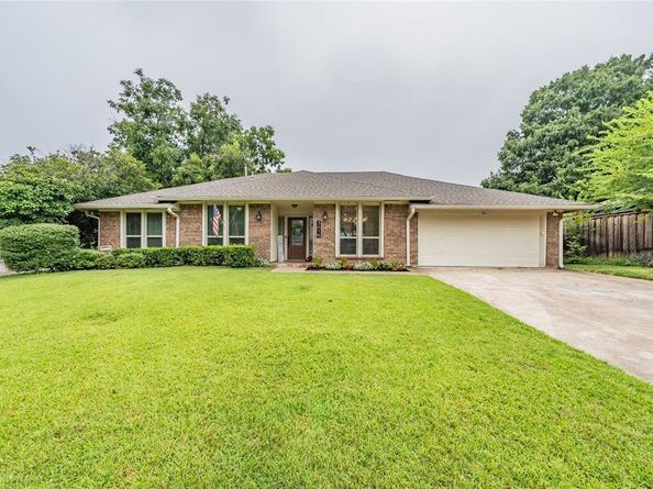 3416  Ainsworth Court , Arlington Texas 76016
