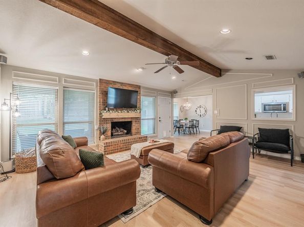 3416  Ainsworth Court , Arlington Texas 76016