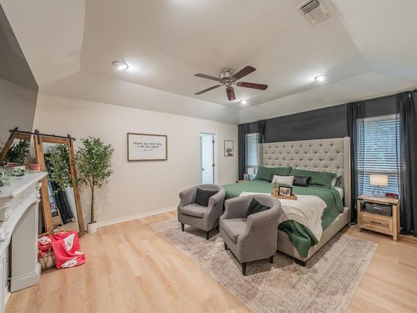 3416  Ainsworth Court , Arlington Texas 76016