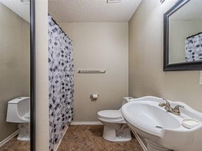 2355  Summit Lane , Dallas Texas 75227