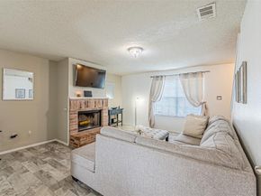 2355  Summit Lane , Dallas Texas 75227