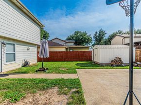 2355  Summit Lane , Dallas Texas 75227