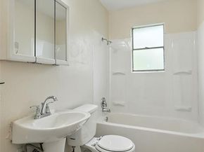 7225  Van Natta Lane , Fort Worth Texas 76112