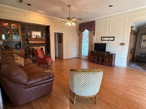 4913  Van Ness Street , Garland Texas 75043
