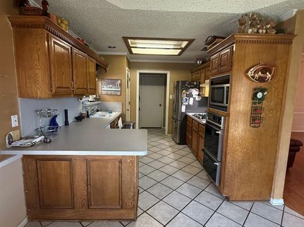 4913  Van Ness Street , Garland Texas 75043